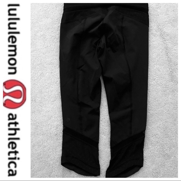 💕SALE💕 Lululemon Black Just Breathe Crops - Picture 6 of 15